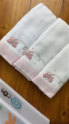 Kit 3 Fraldas de Ombro Bordadas a Mão Borboletas