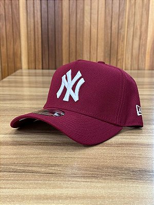 Boné New Era NY Yankees Vinho MBI22BON121