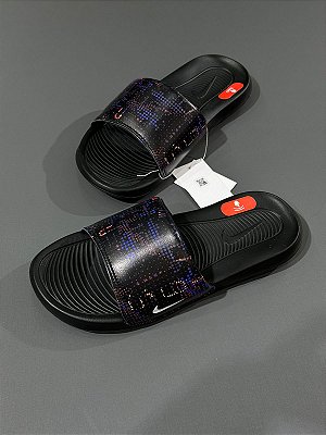 Slide Nike Victori One Print Preto