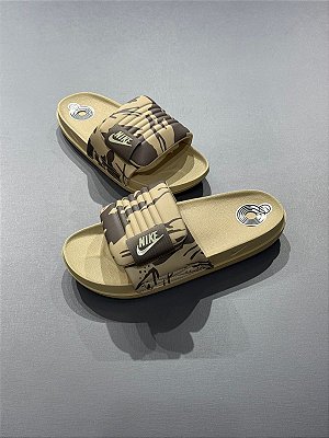 Slide Nike Offcourt Camuflado Bege
