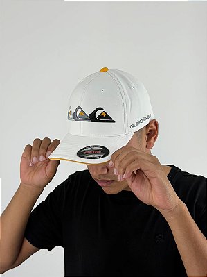 Boné Quiksilver Bem Three Logo Branco Q911A0375