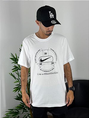 Camiseta Nike Branca IH1822-100