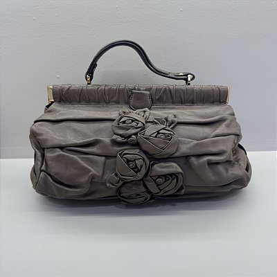 Bolsa Valentino Petale Rose em Couro - Rara Borgonha