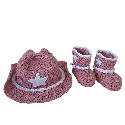 Kit Boiadeira - Chapéu e Bota - cor Fascinação - tamanho 17 - calça de 2 à 4 meses aproximadamente