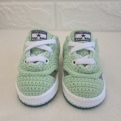 Tênis Confort - Cor Verde Candy - Tamanho 18 - calça de 6 a 8 meses aproximadamente