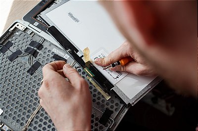 Conserto para Macbook com bateria descarregando rápido em Vitória/ES