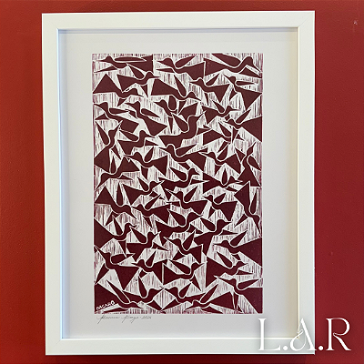 Quadro Xilogravura Revoada dos Pássaros Vermelho 48cm x 33cm _ Bacaro