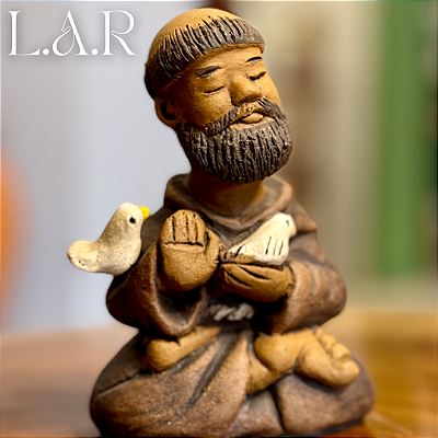 São Francisco Meditando de Barro P