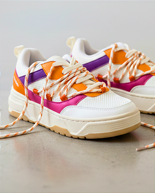 Tênis Chunky laranja vibrante, pink e roxo