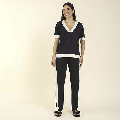 Pijama Feminino Manga Curta Preto com Off White