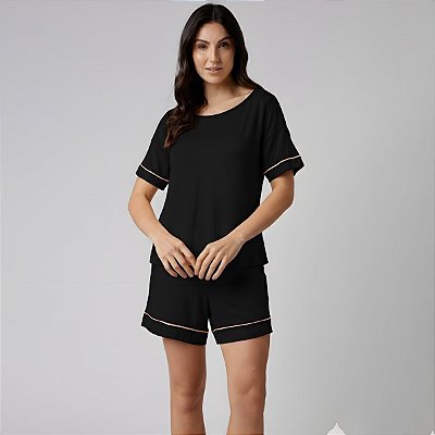 Pijama Feminino Curto em Visco Maquinetada Preto