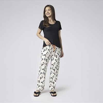 Pijama Feminino Manga Curta Pinguim e Preto