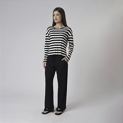 Pijama Feminino Longo Listrado e Preto