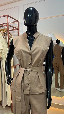 BLUSA PALAS E BOTÕES