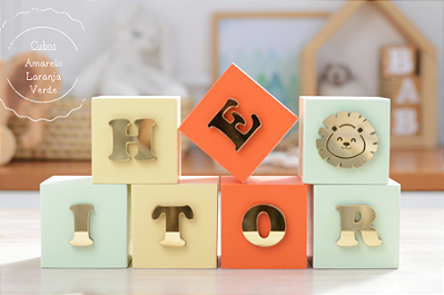 Kit 07 Cubos Dourado Criança Maternidade Decor Nicho Bancada