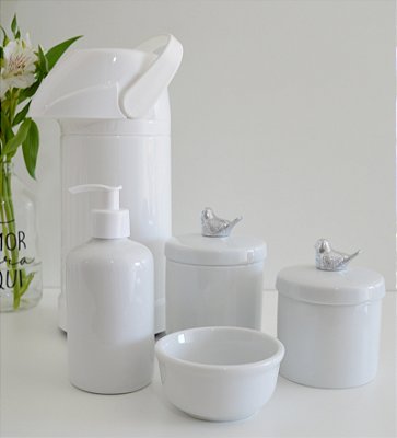 Kit Higiene Porcelana Bebê Maternidade Bancada Prata Temas Baby Decoração + Garrafa Térmica 500ml