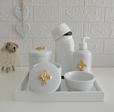 Kit Higiene Porcelana Bebê Térmica Bandeja Flor de Liz