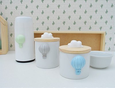 Kit Higiene Bebê Balão Madeira Porcelanas Bandeja Pinus K173