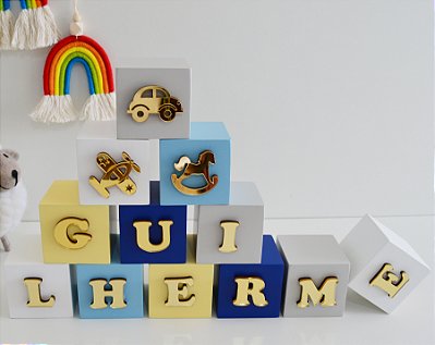 Kit 12 Cubos Dourado Letrinha Bebê Decoração Nicho Quarto Bebê