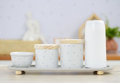 Kit Higiene Porcelana Bebê Poa Cinza Térmica Bandeja Maternidade Meninos