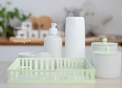 Kit Higiene Cuidados Infantil Bebê Unissex Decoração Maternidade Verde Potes Porcelana