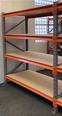 MINI PORTA PALLET SILM 250 KG INICIAL COM PLANO MDF 4 NÍVEIS 200X180X60