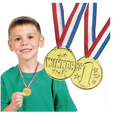 Kit 4 medalhas para brincadeira de campeão vencedor cor ouro