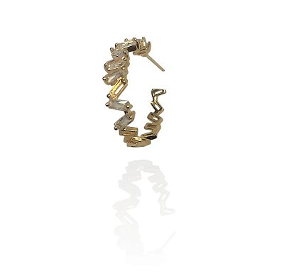 Brinco argola com zircônias banhado ouro