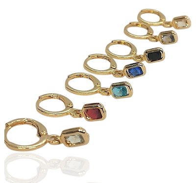Brinco argola com pedra retangular colorida banhado ouro