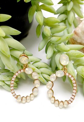 Brinco Oval Strass.