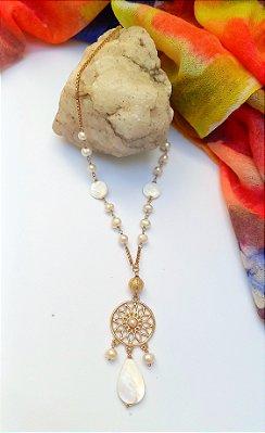 Colar Curto Mandala Perólas.
