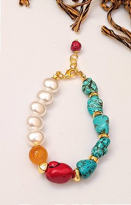 Pulseira Pérolas e Pedras.