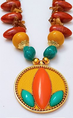 Max Colar Sol Iluminado.