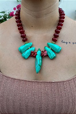 Maxi Colar Pingos e Vinho.