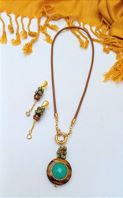 Colar Curto Olho de Tigre.