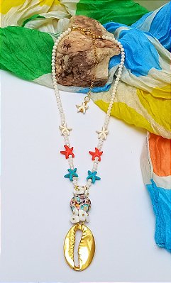 Colar Curto Búzio Dourado.