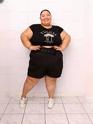 Shorts Alfaiataria Plus Size com Cinto