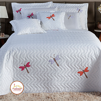 Cobreleito Queen Size Libélula Luxo C/03 Peças Bordado Matelado ZigZag com Porta-Travesseiros com Debrum