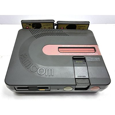 Console Sharp Twin Famicom (AN-500B), Original (Usado)