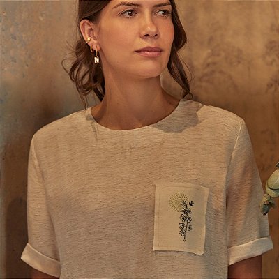 Blusa Bárbara Abelha