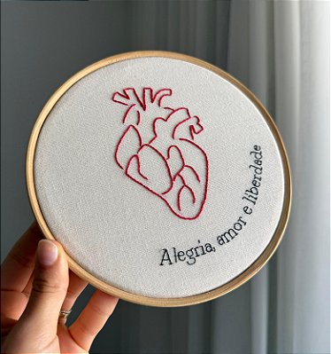 Kit para Bordar "Coração"