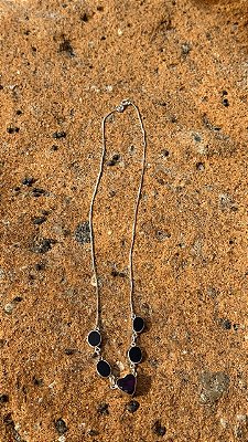 Colar Coração ametista com gotas de Ônix