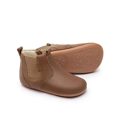 Bota Dusty