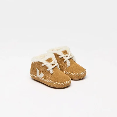 Tênis Veja baby winter light Camel pierre