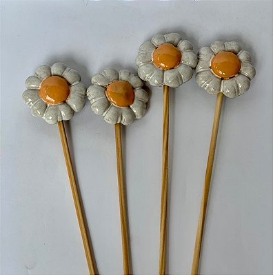 Flores em espetos - Rosas e Margaridas