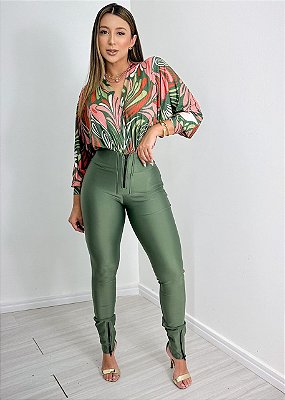 Calça Feminina Modeladora Em Prada Verde