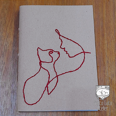Caderno Sketch Bordado a mão e ilustrado à mão - A6 - variados