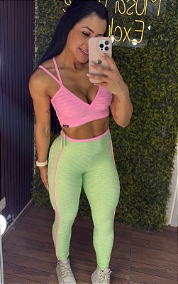 Conjunto Semi Empina Brocado Verde/Rosa -P/M/G
