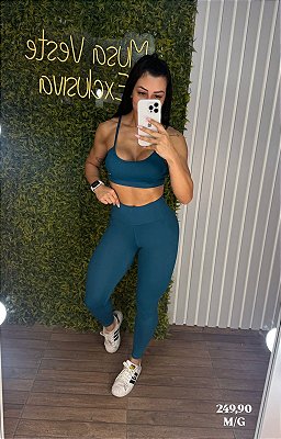Conjunto Tradicional Azul Viva Fit -M/G -  40/42