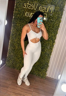 Macacão Semi Empina Brocado Branco -M/G/GG